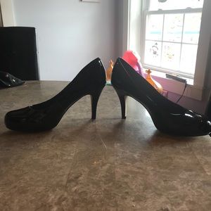 Black Shiny Heels